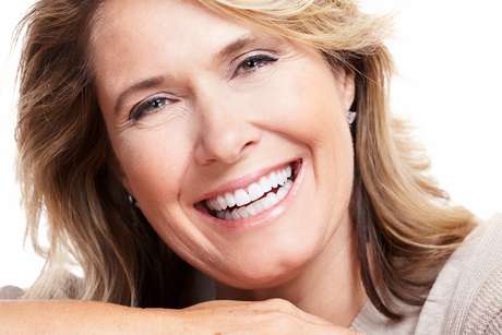 Kosmetiska Tandtoppar SmileShape – Återanvändbara, Flexibla och Naturligt Vita | Karnz