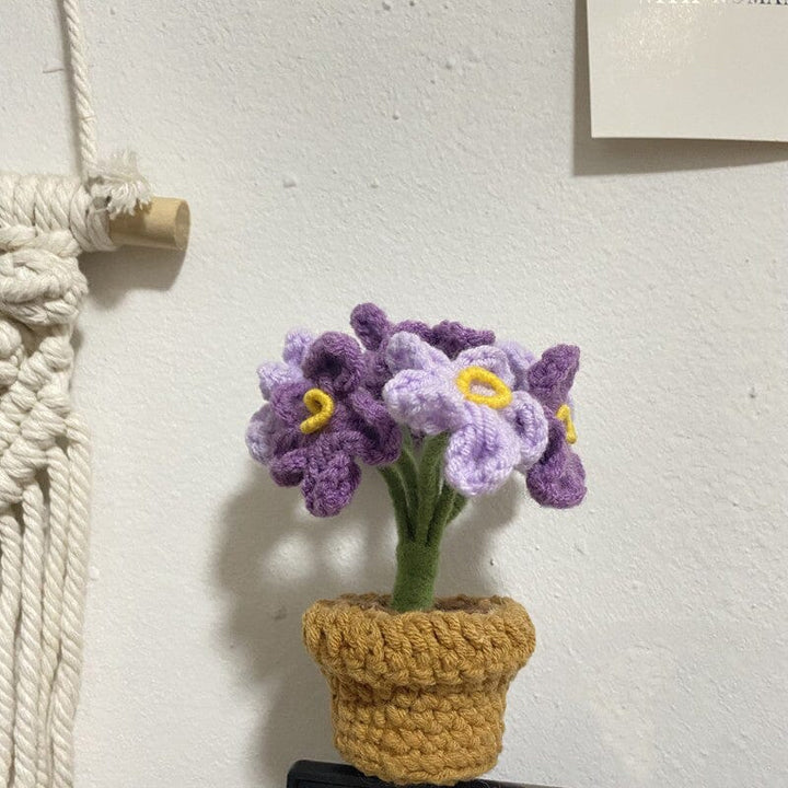 Handgjorda stickade blommor