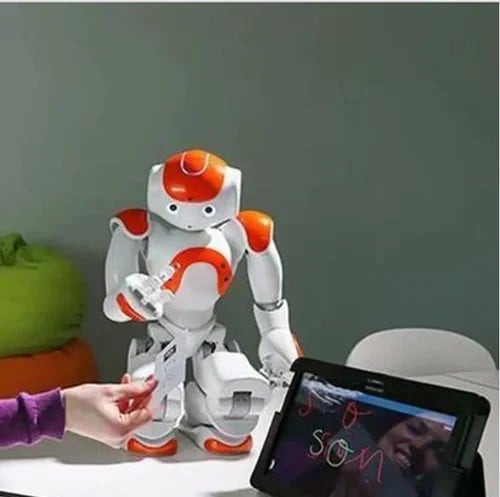 Intelligent robotleksak för barn | ThinkBot Interaktiv lärrobot | Gesterstyrning | Dansar och pratar | Uppladdningsbar