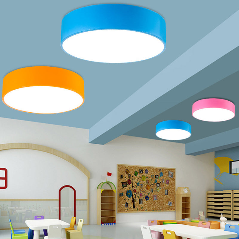 Barnrum LED-taklampa - Färgglad design med dimbart ljus och fjärrkontroll | Karnz