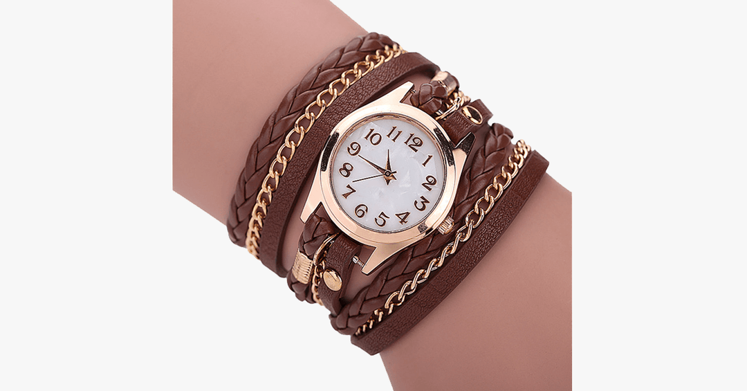 Kvartsur med gyllene urtavla och iögonfallande armband – designad för att framhäva din avslappnade stil
