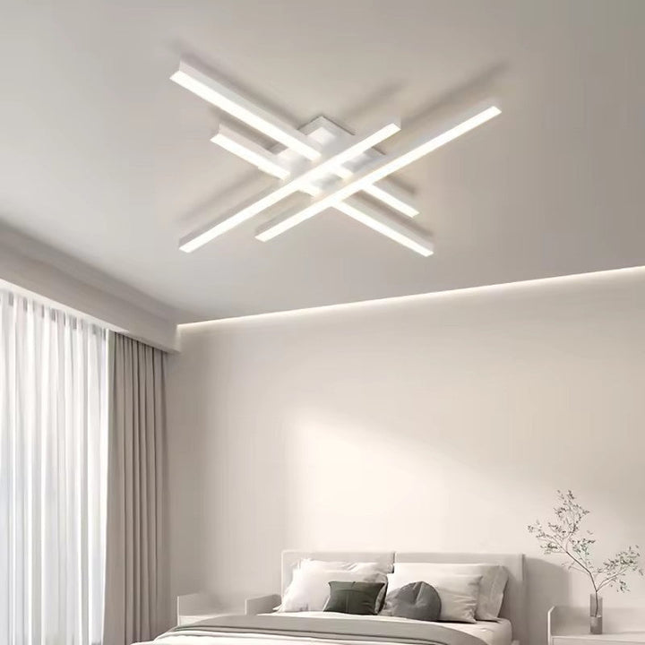 Modern linjär 4-huvud LED taklampa (dimmbar, Vit eller Svart)