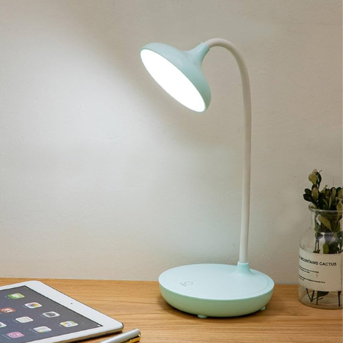 Skrivbordslampa med USB-laddningsfunktion