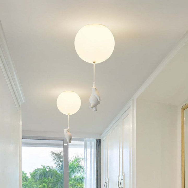 SkyDream Barntaklampa med Björn och Ballong - Lekfull Design och energieffektiv LED-belysning | Karnz