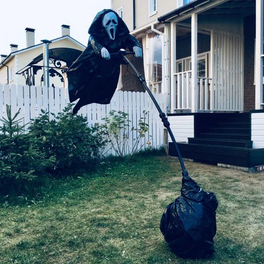 Skrämsel - inkl. Stång och Kostym!