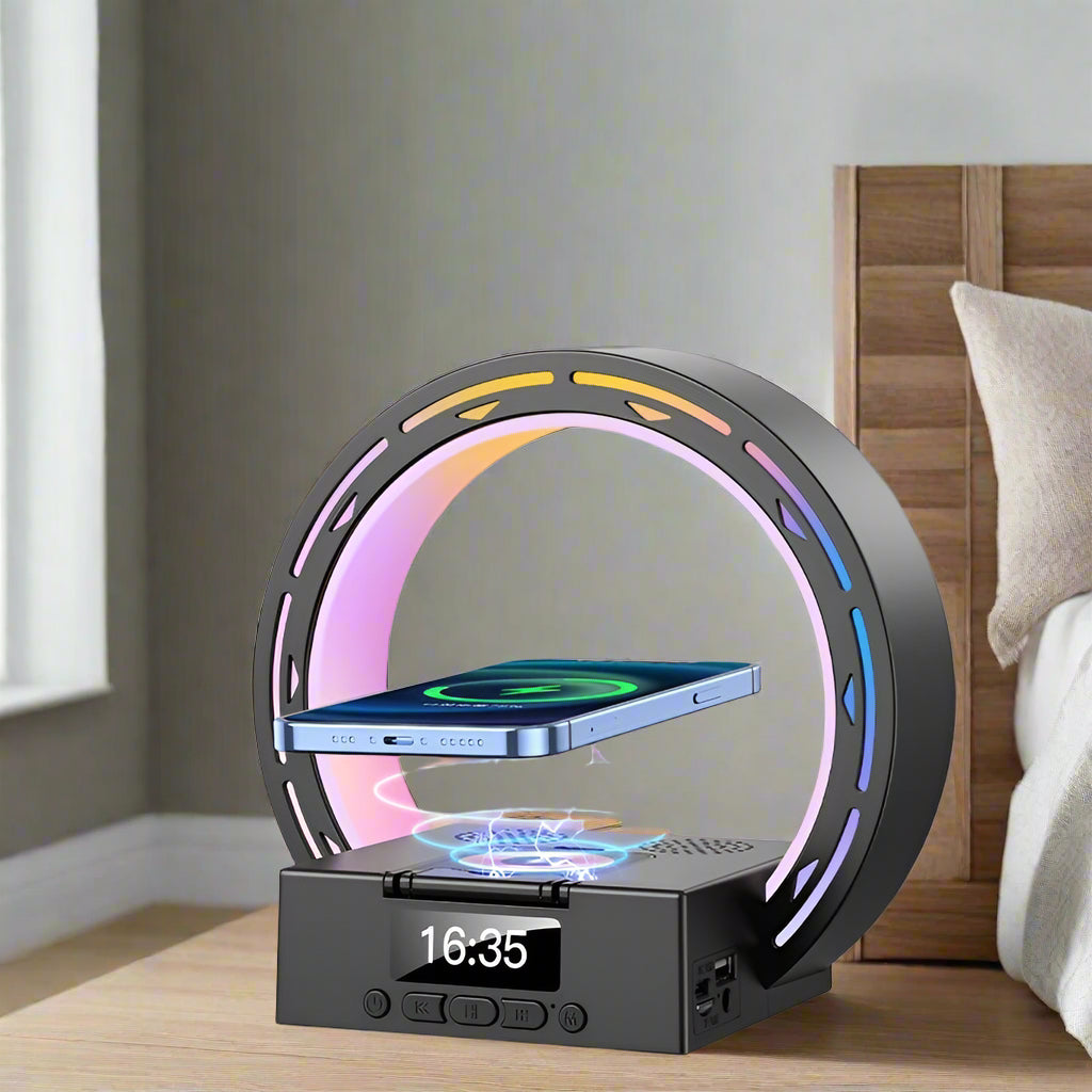4-i-1 Bluetooth-högtalarlampa med laddningsplatta och väckarklocka