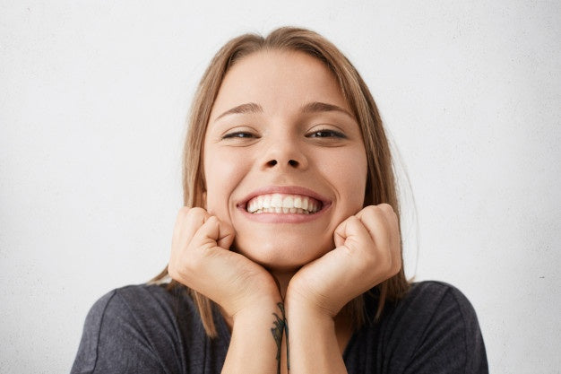 Kosmetiska Tandtoppar SmileShape – Återanvändbara, Flexibla och Naturligt Vita | Karnz