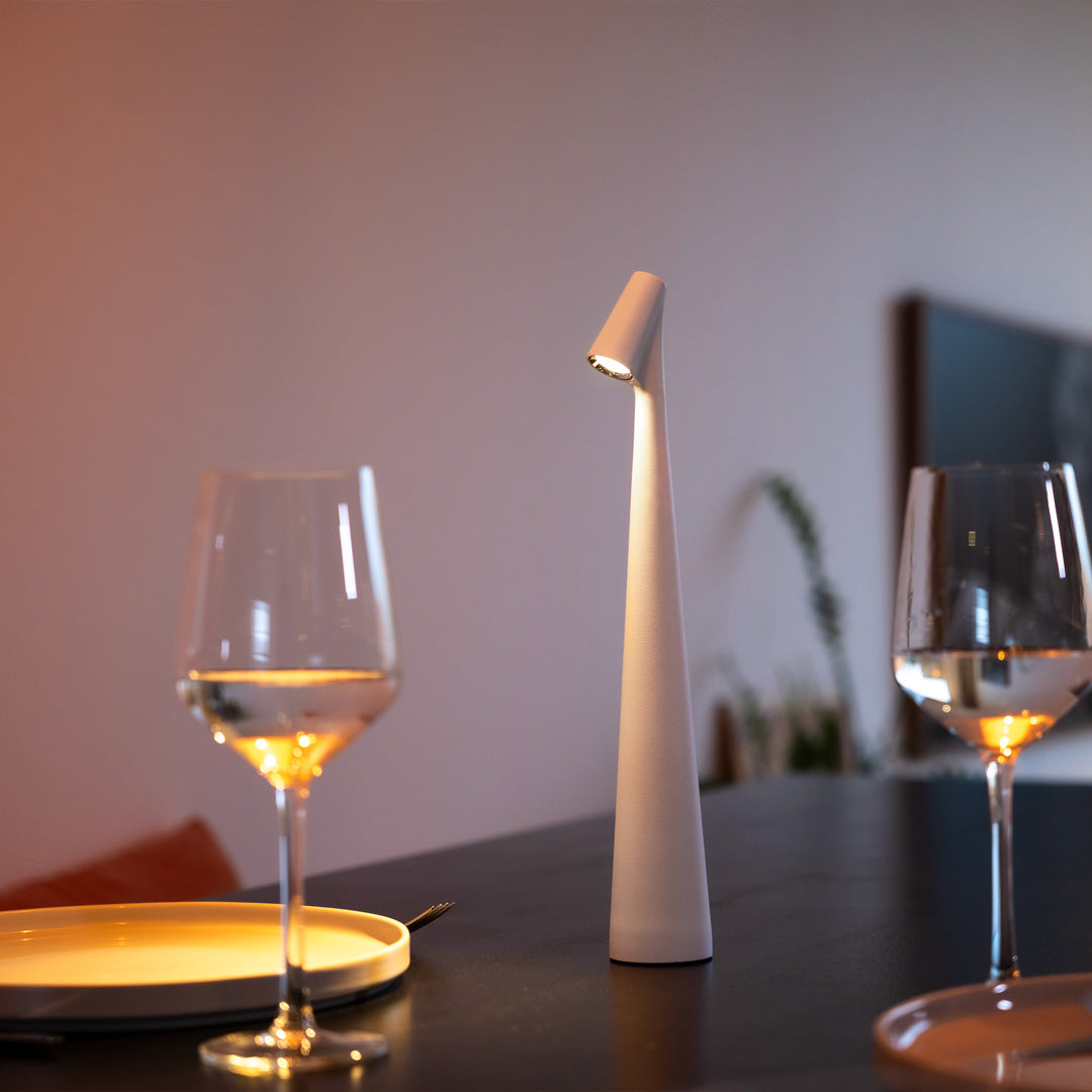 Trådlampa LED – dimbar &amp; uppladdningsbar