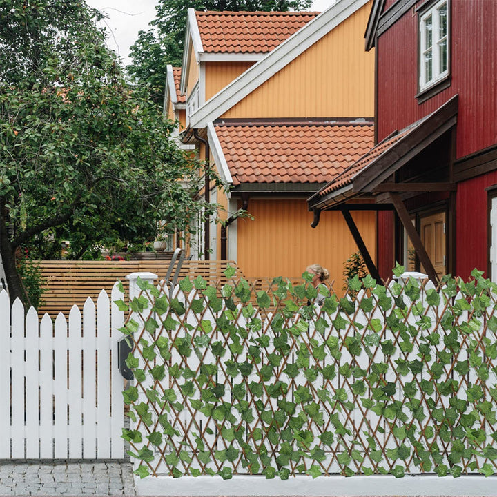 Utdragbart konstgjort avskärmningsstaket