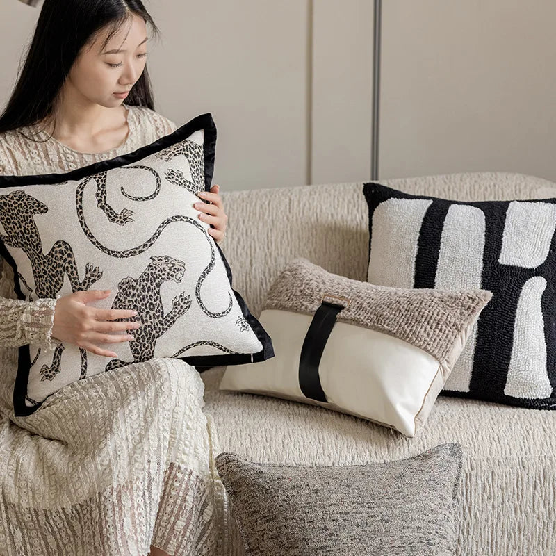 Krävande, med Jacquard-broderi försedda prydnadskuddöverdrag