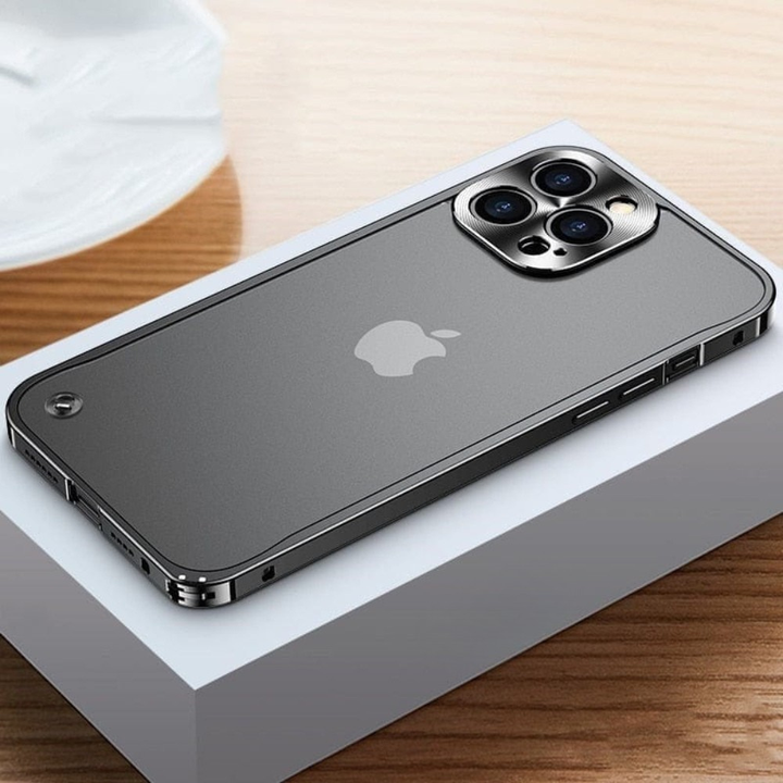 Karnz | Aluminium skyddande telefonhölje