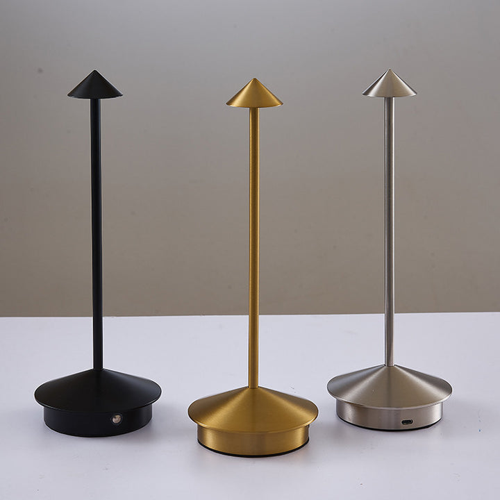 ClarityGlow – Trådlös LED-Bordslampa | Karnz