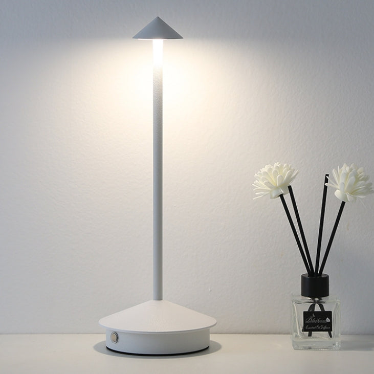 ClarityGlow – Trådlös LED-Bordslampa | Karnz
