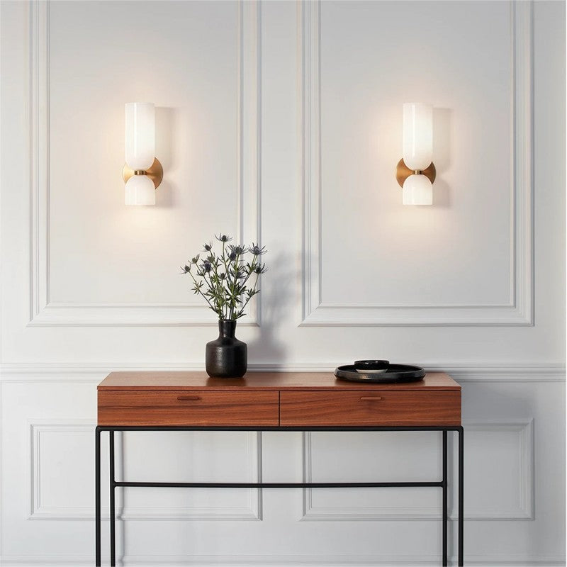 Glasvägglampa med dubbellampdesign