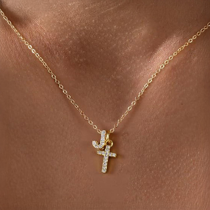Karnz | Delikat Diamant Initial &amp; Kors Halsband