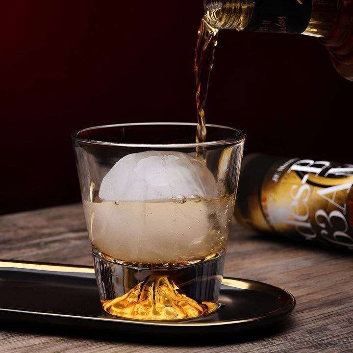 Whiskyglas med Fuji-motiv – Elegant set för kännare