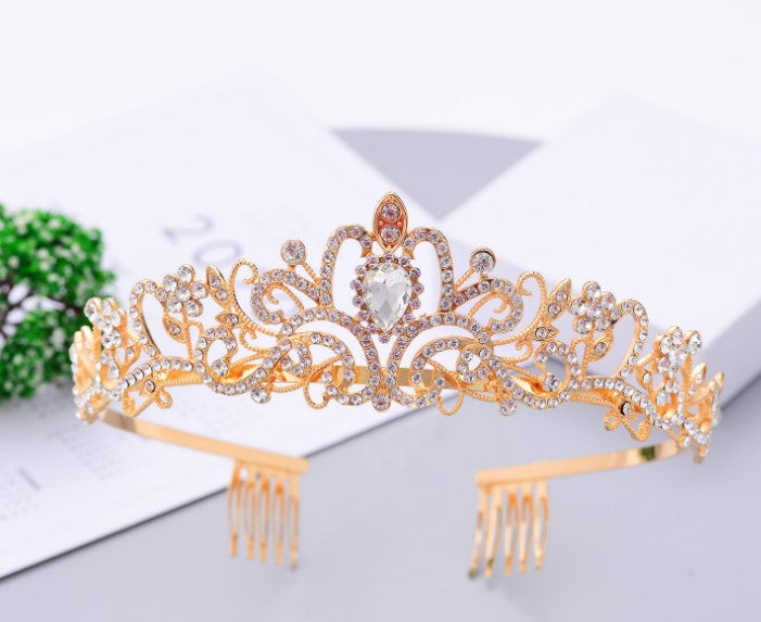 Damen Funkelnde Kristall-Tiara med filigran Design Karnz