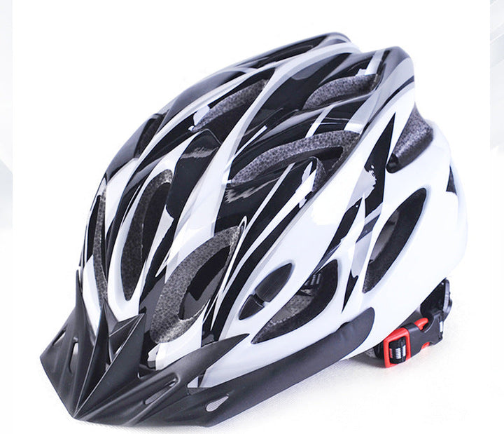 Cykelhjälm med Aerodynamisk Design och Optimal Ventilation Karnz