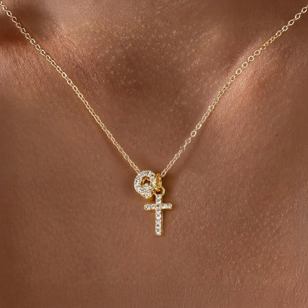 Karnz | Delikat Diamant Initial &amp; Kors Halsband