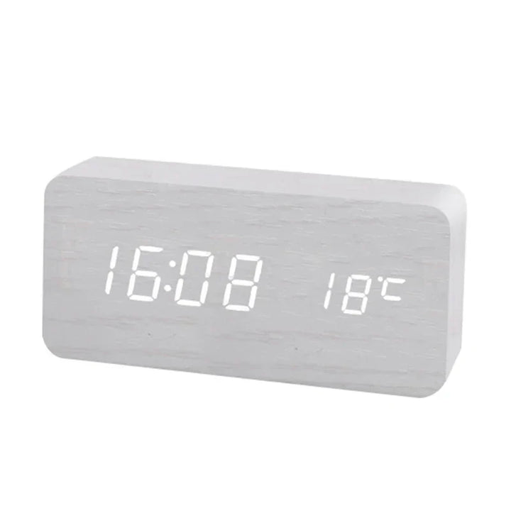 Sandsberg | Digital träklocka | LED-display, tyst drift