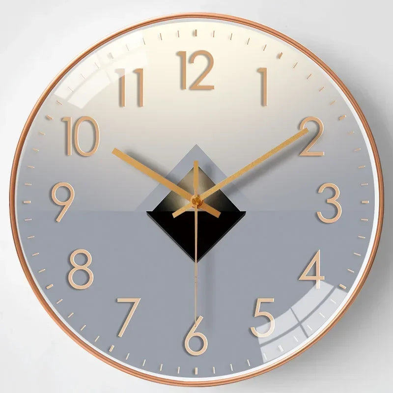 Karnz | SilentTime – Digital väggklocka i klassisk stil