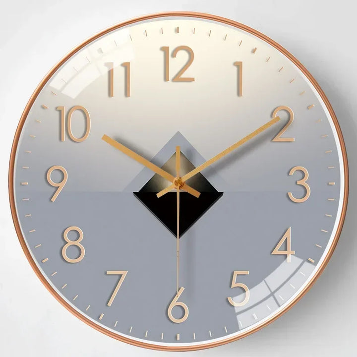 Karnz | SilentTime – Digital väggklocka i klassisk stil