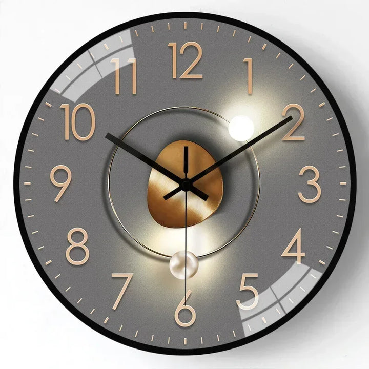 Karnz | SilentTime – Digital väggklocka i klassisk stil