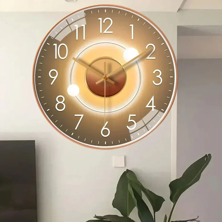 Karnz | SilentTime – Digital väggklocka i klassisk stil