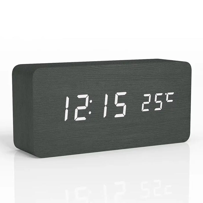 Sandsberg | Digital träklocka | LED-display, tyst drift