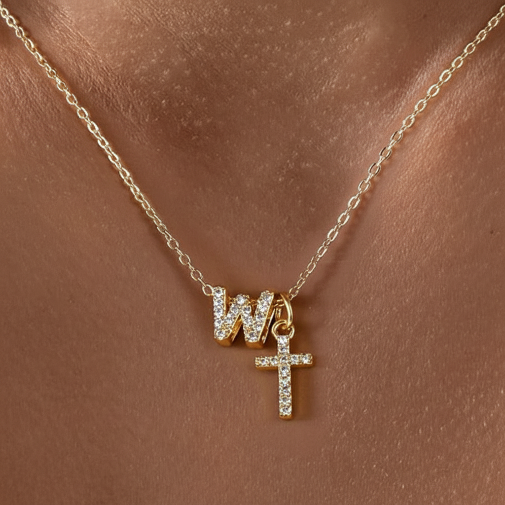 Karnz | Delikat Diamant Initial &amp; Kors Halsband