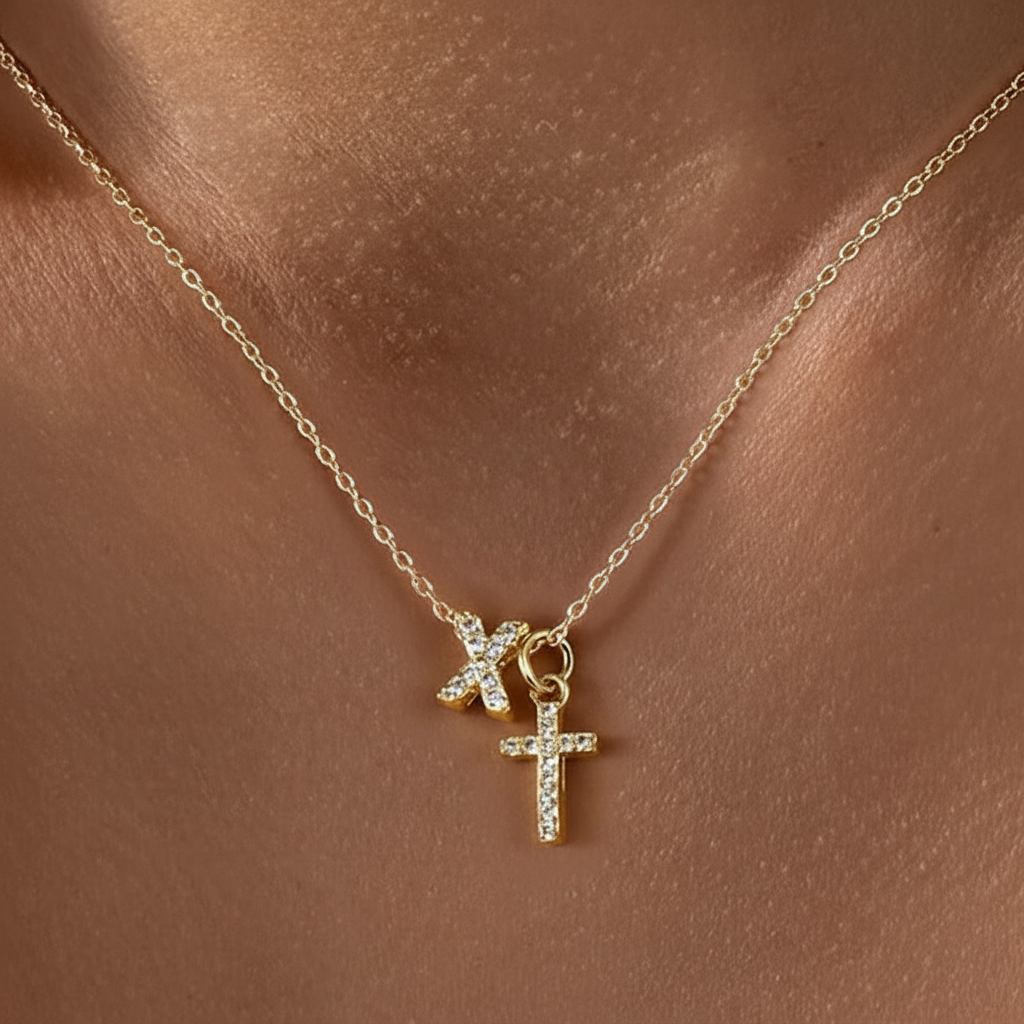 Karnz | Delikat Diamant Initial &amp; Kors Halsband