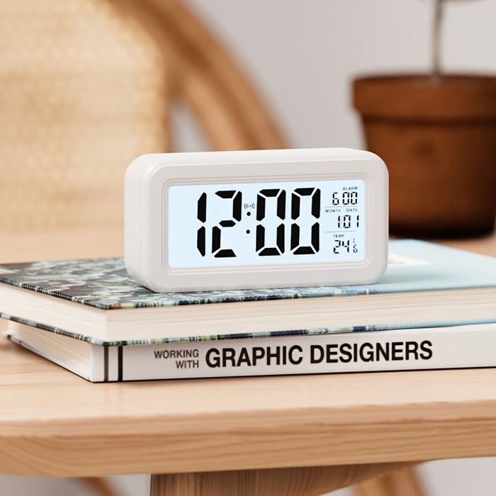 Sandsberg | Slank Digital Väckarklocka | LCD-Display med Snooze-funktion | Flera färger
