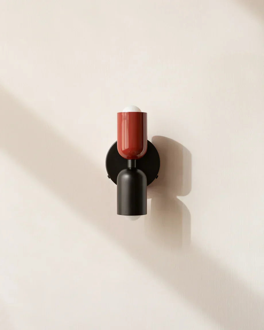 MP H23 Vägglampa (Upp- och nedåtrörelse)