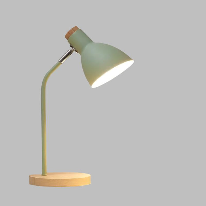Bordslampa i Trä