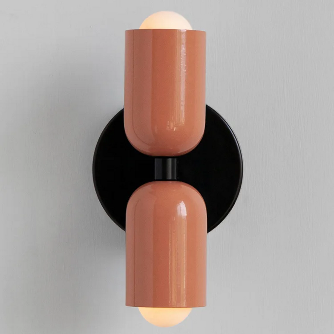 Modern Skandinavisk Metallvägglampa