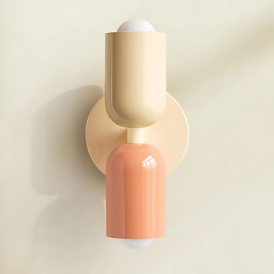 Modern Skandinavisk Metallvägglampa