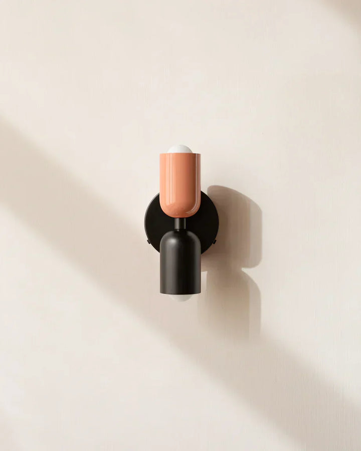 MP H23 Vägglampa (Upp- och nedåtrörelse)