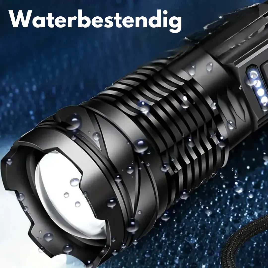 PowerBeam Militärficklampa med 5000 Lumen