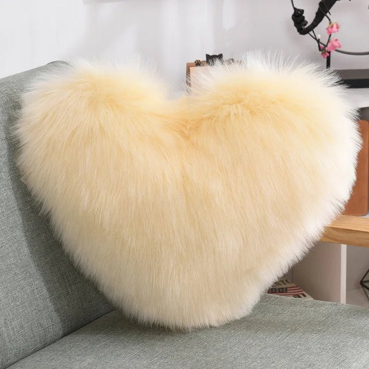 Mjuk Hjärformad Fuzzy Soffkudde i Soft-Polyester | Karnz