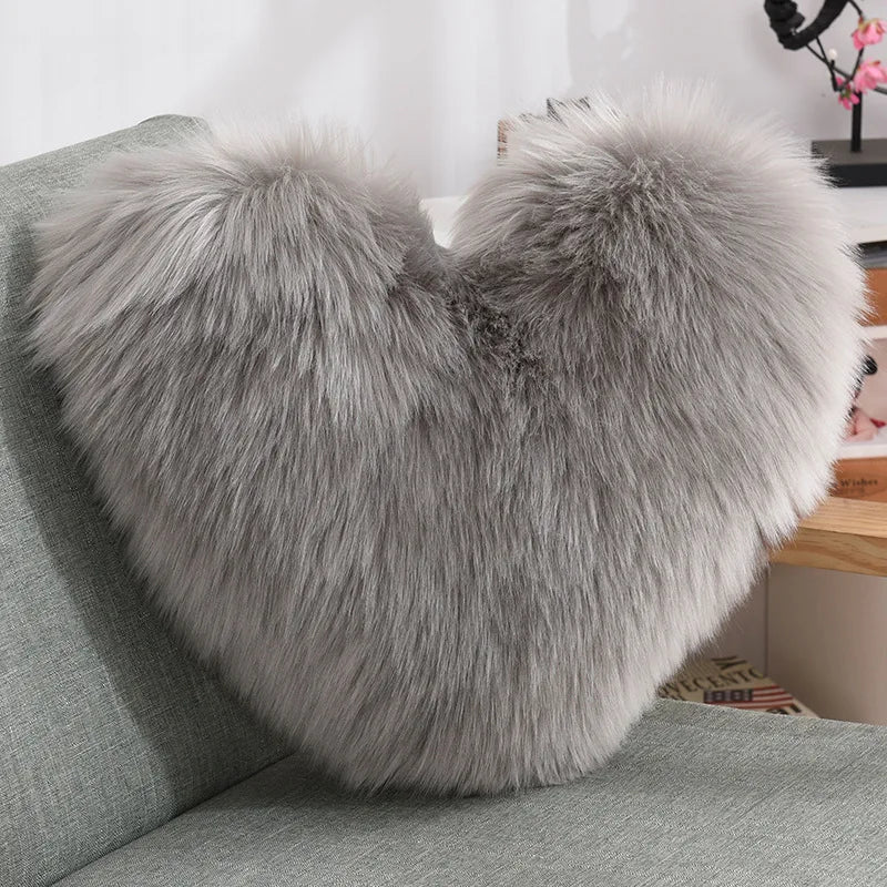 Mjuk Hjärformad Fuzzy Soffkudde i Soft-Polyester | Karnz