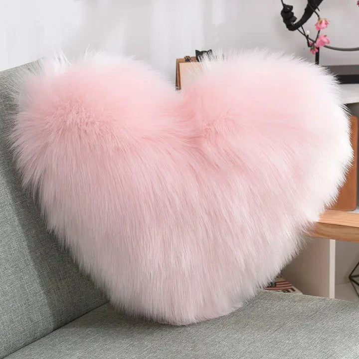 Mjuk Hjärformad Fuzzy Soffkudde i Soft-Polyester | Karnz